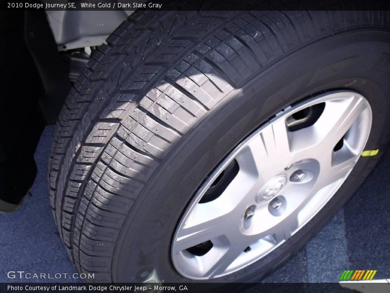 White Gold / Dark Slate Gray 2010 Dodge Journey SE