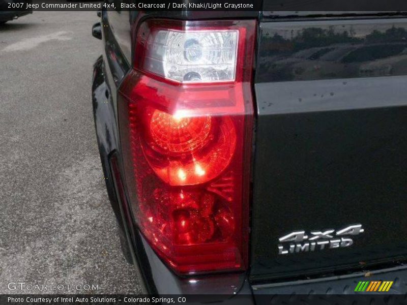 Black Clearcoat / Dark Khaki/Light Graystone 2007 Jeep Commander Limited 4x4