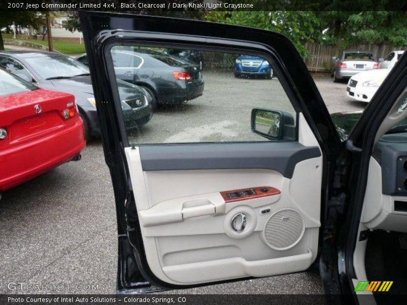 Black Clearcoat / Dark Khaki/Light Graystone 2007 Jeep Commander Limited 4x4