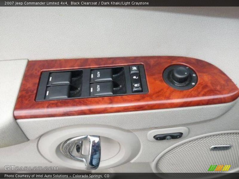 Black Clearcoat / Dark Khaki/Light Graystone 2007 Jeep Commander Limited 4x4