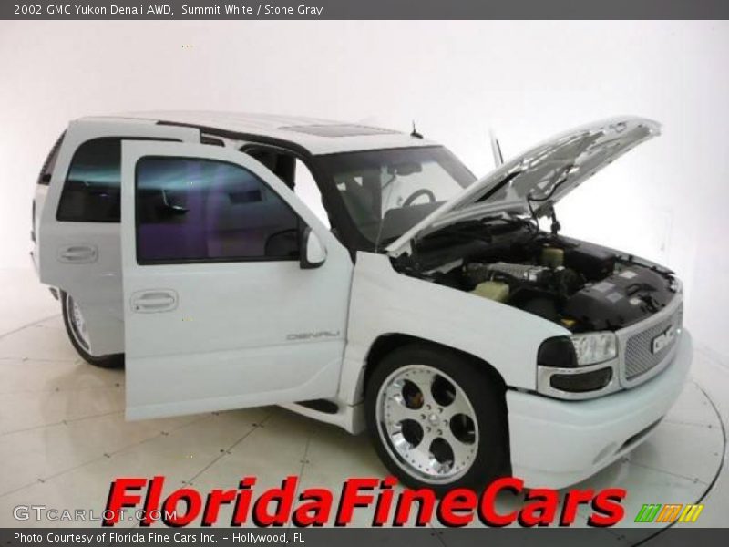 Summit White / Stone Gray 2002 GMC Yukon Denali AWD