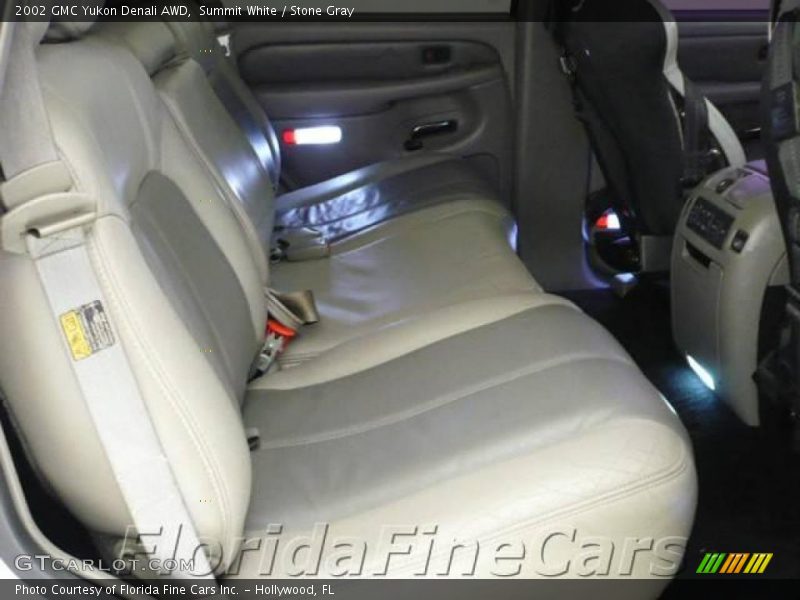 Summit White / Stone Gray 2002 GMC Yukon Denali AWD