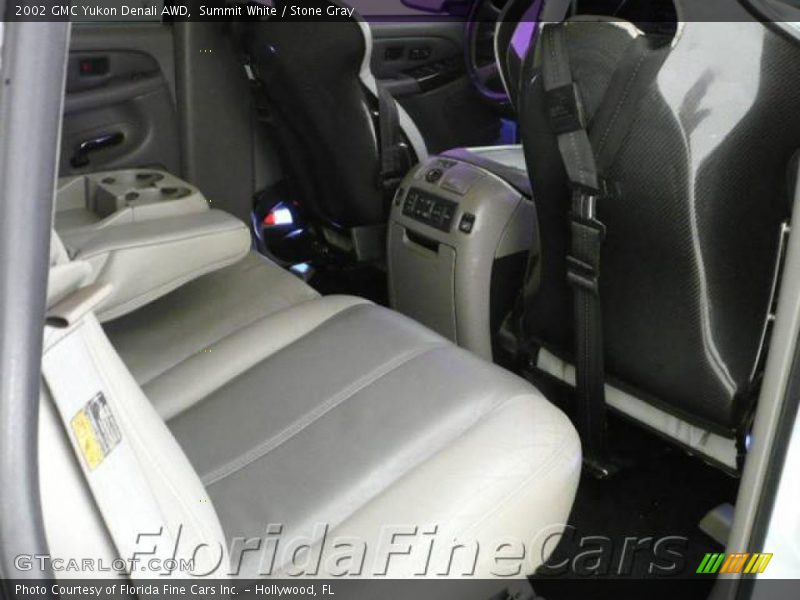 Summit White / Stone Gray 2002 GMC Yukon Denali AWD