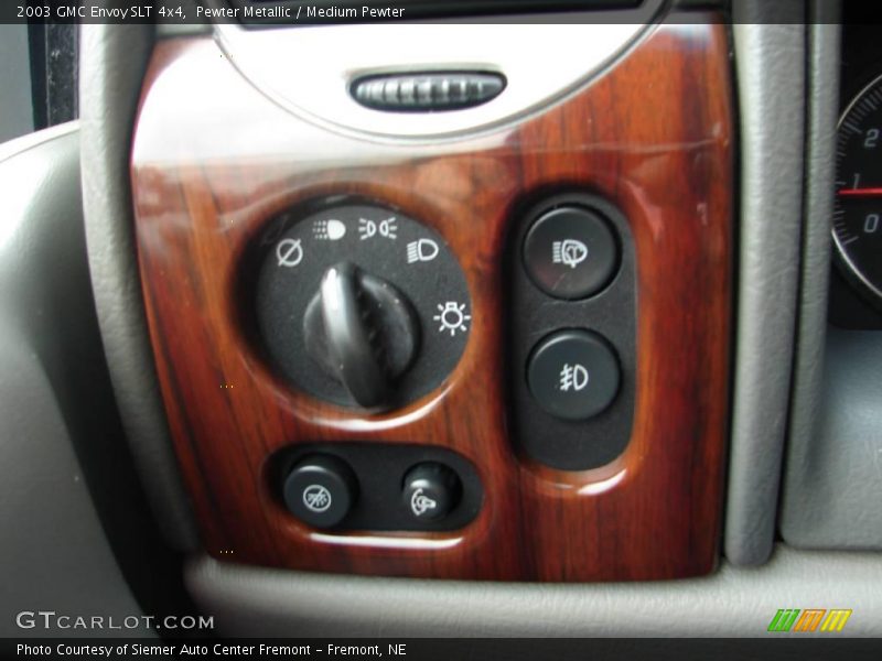Pewter Metallic / Medium Pewter 2003 GMC Envoy SLT 4x4