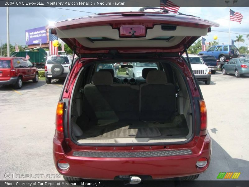 Monterey Maroon Metallic / Medium Pewter 2004 GMC Envoy SLE