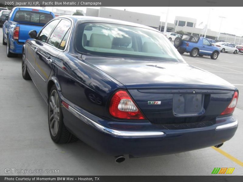 Pacific Blue Metallic / Champagne 2005 Jaguar XJ XJR