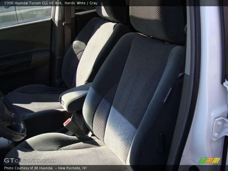 Nordic White / Gray 2006 Hyundai Tucson GLS V6 4x4