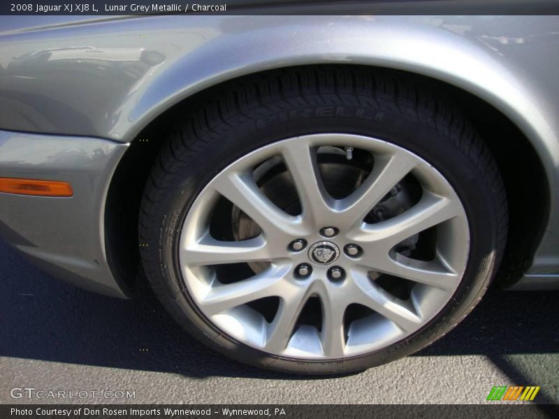 Lunar Grey Metallic / Charcoal 2008 Jaguar XJ XJ8 L