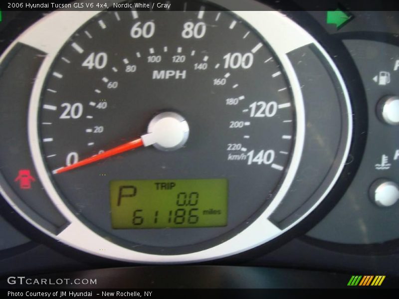 Nordic White / Gray 2006 Hyundai Tucson GLS V6 4x4