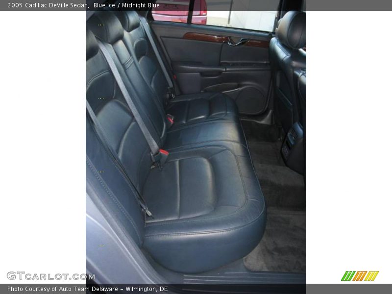 Blue Ice / Midnight Blue 2005 Cadillac DeVille Sedan
