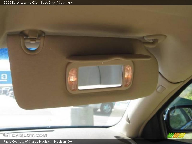 Black Onyx / Cashmere 2006 Buick Lucerne CXL