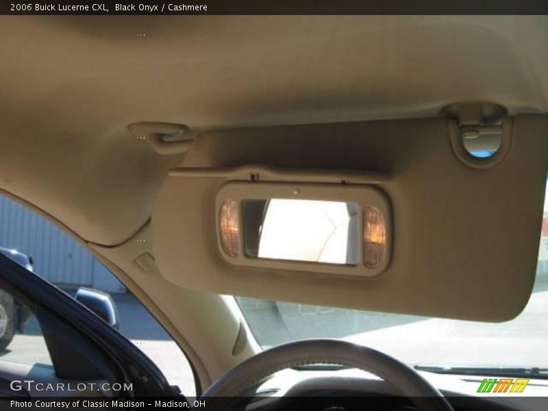 Black Onyx / Cashmere 2006 Buick Lucerne CXL