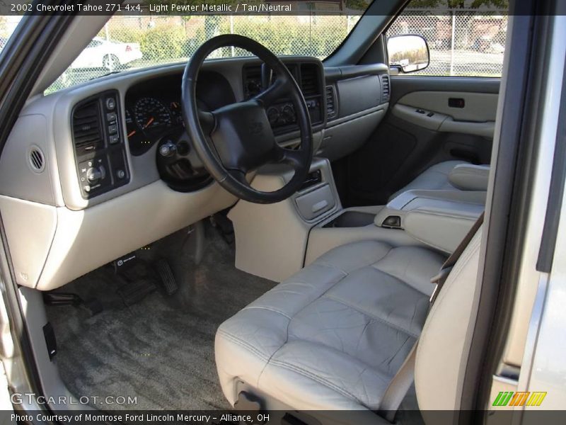 Light Pewter Metallic / Tan/Neutral 2002 Chevrolet Tahoe Z71 4x4