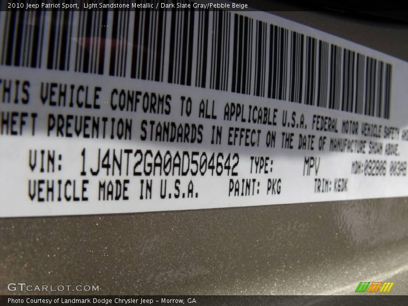 Light Sandstone Metallic / Dark Slate Gray/Pebble Beige 2010 Jeep Patriot Sport