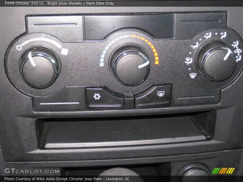 Bright Silver Metallic / Dark Slate Gray 2008 Chrysler 300 LX