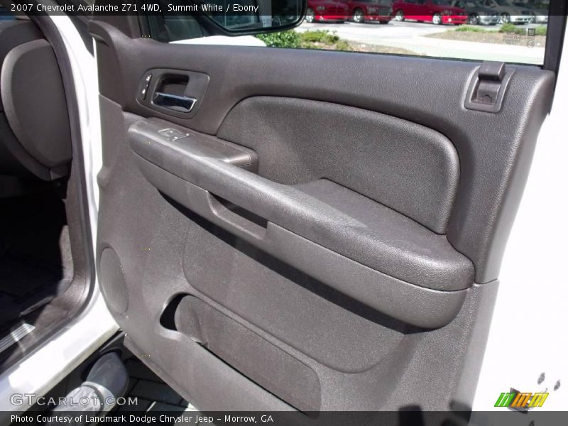 Summit White / Ebony 2007 Chevrolet Avalanche Z71 4WD