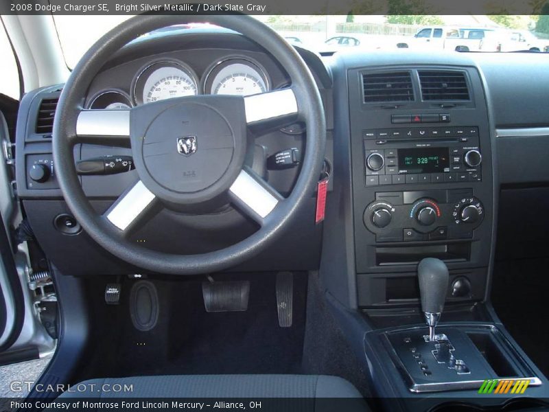 Bright Silver Metallic / Dark Slate Gray 2008 Dodge Charger SE