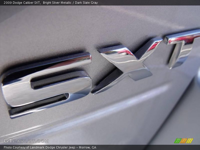Bright Silver Metallic / Dark Slate Gray 2009 Dodge Caliber SXT