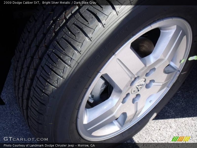 Bright Silver Metallic / Dark Slate Gray 2009 Dodge Caliber SXT