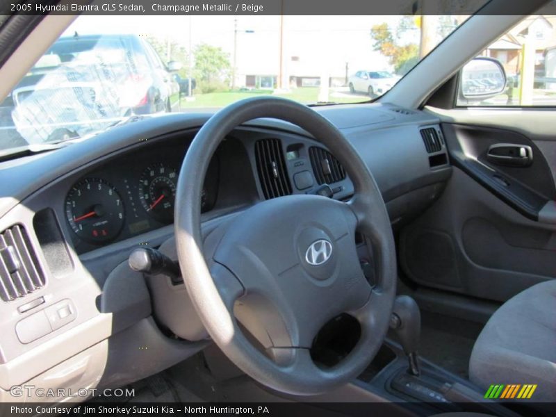 Champagne Metallic / Beige 2005 Hyundai Elantra GLS Sedan