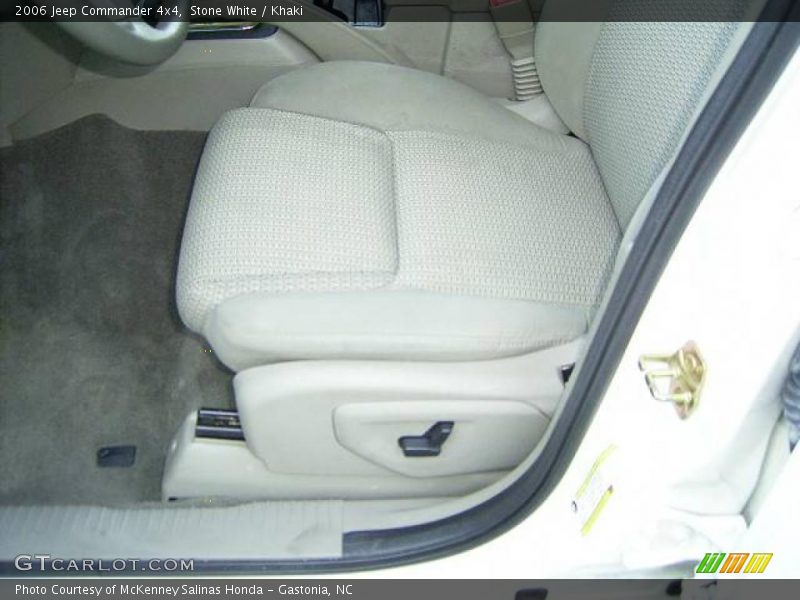 Stone White / Khaki 2006 Jeep Commander 4x4