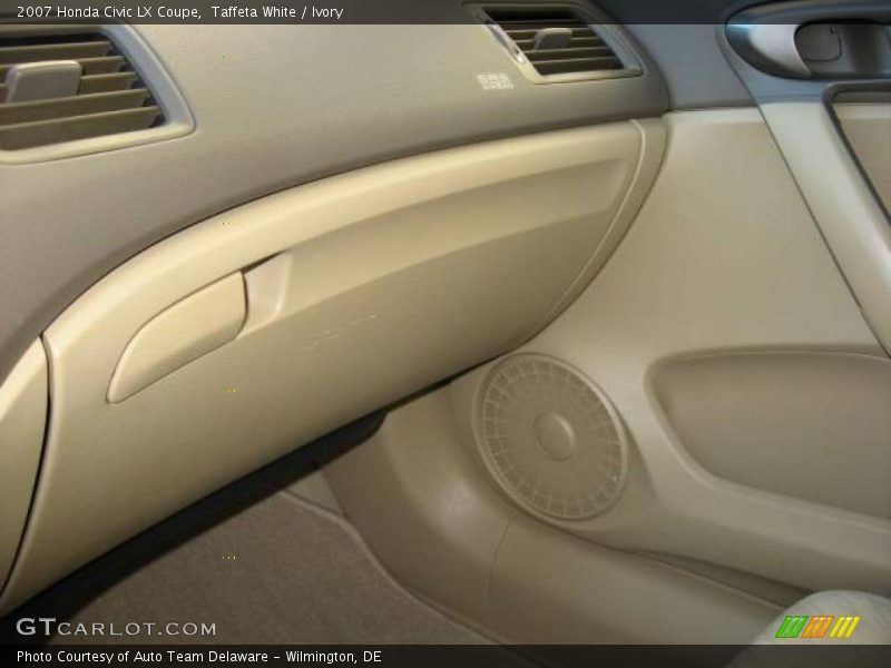 Taffeta White / Ivory 2007 Honda Civic LX Coupe