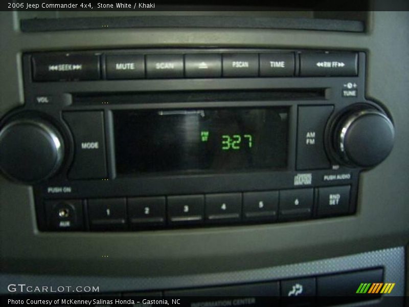 Stone White / Khaki 2006 Jeep Commander 4x4