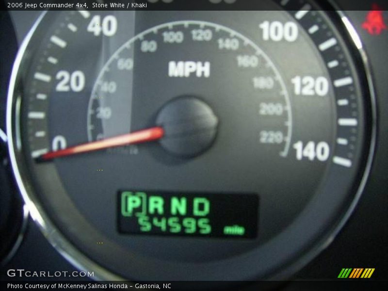 Stone White / Khaki 2006 Jeep Commander 4x4