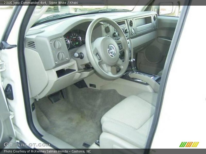 Stone White / Khaki 2006 Jeep Commander 4x4