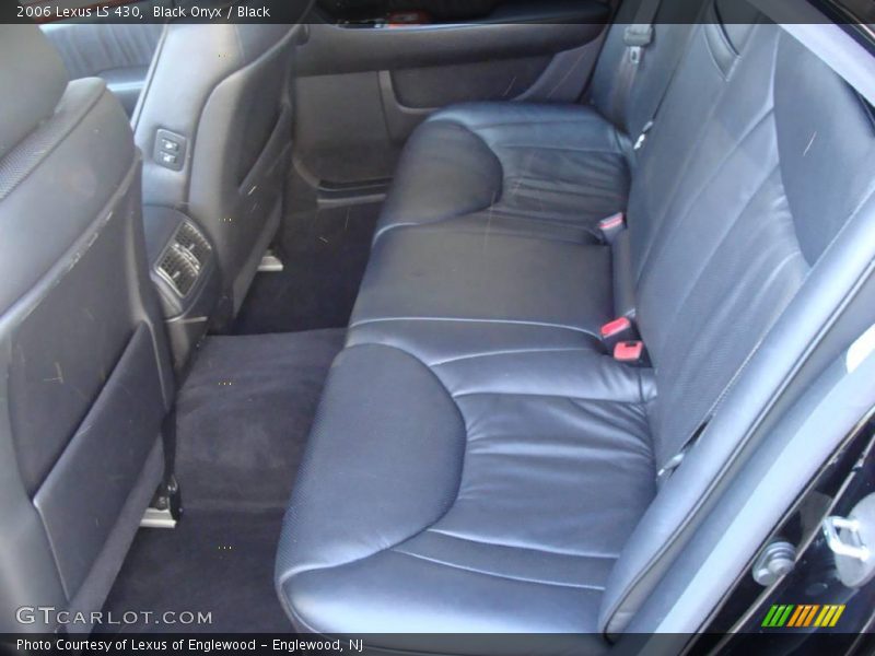 Black Onyx / Black 2006 Lexus LS 430