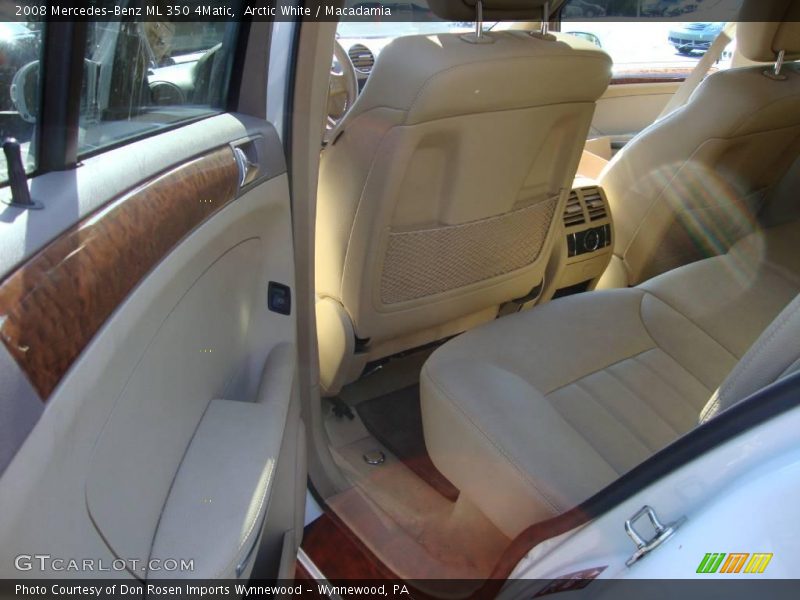 Arctic White / Macadamia 2008 Mercedes-Benz ML 350 4Matic