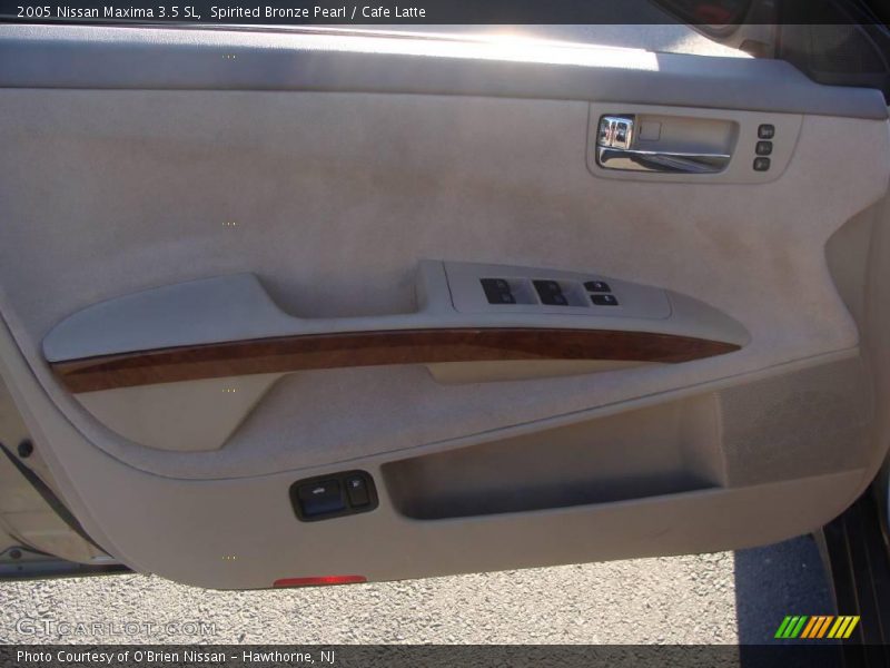 Spirited Bronze Pearl / Cafe Latte 2005 Nissan Maxima 3.5 SL
