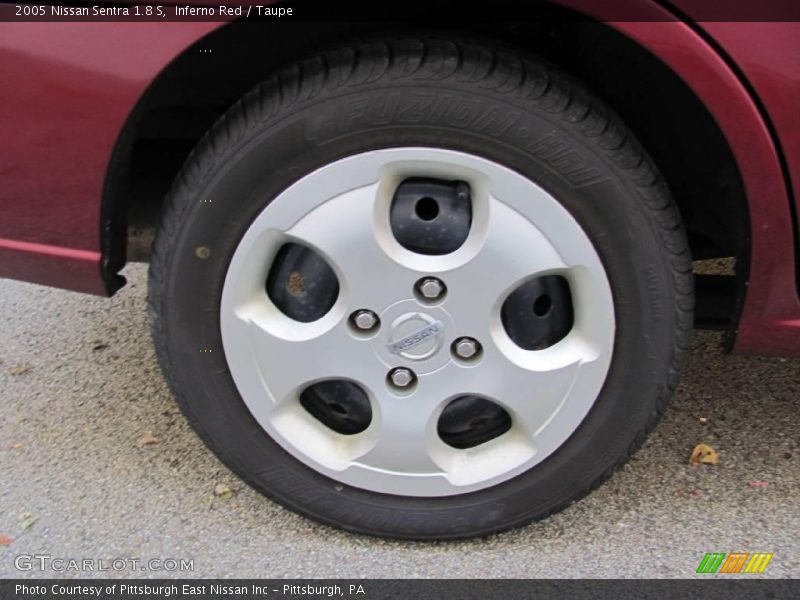 Inferno Red / Taupe 2005 Nissan Sentra 1.8 S