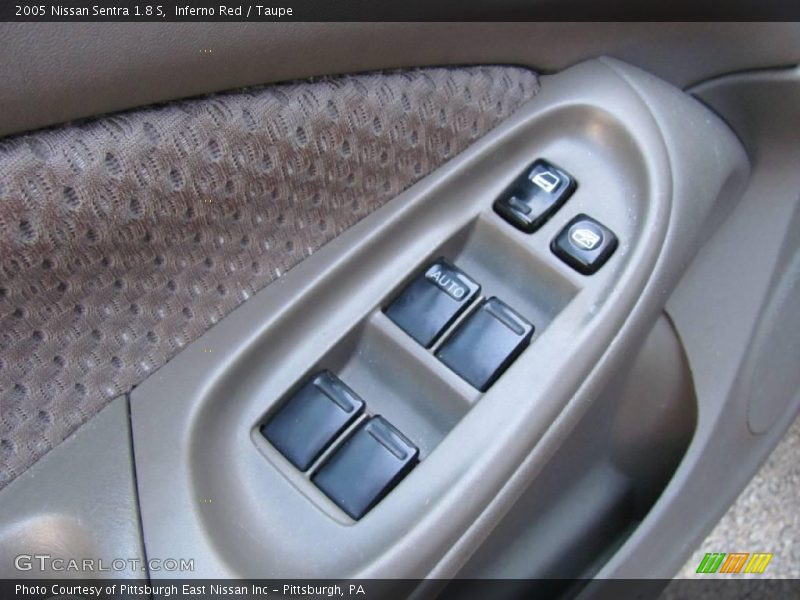 Inferno Red / Taupe 2005 Nissan Sentra 1.8 S