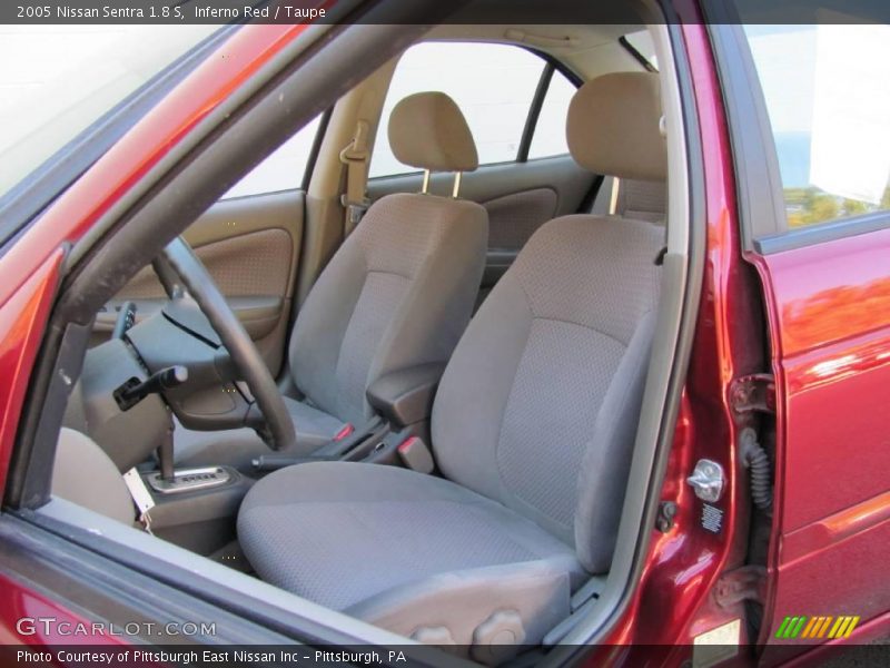 Inferno Red / Taupe 2005 Nissan Sentra 1.8 S