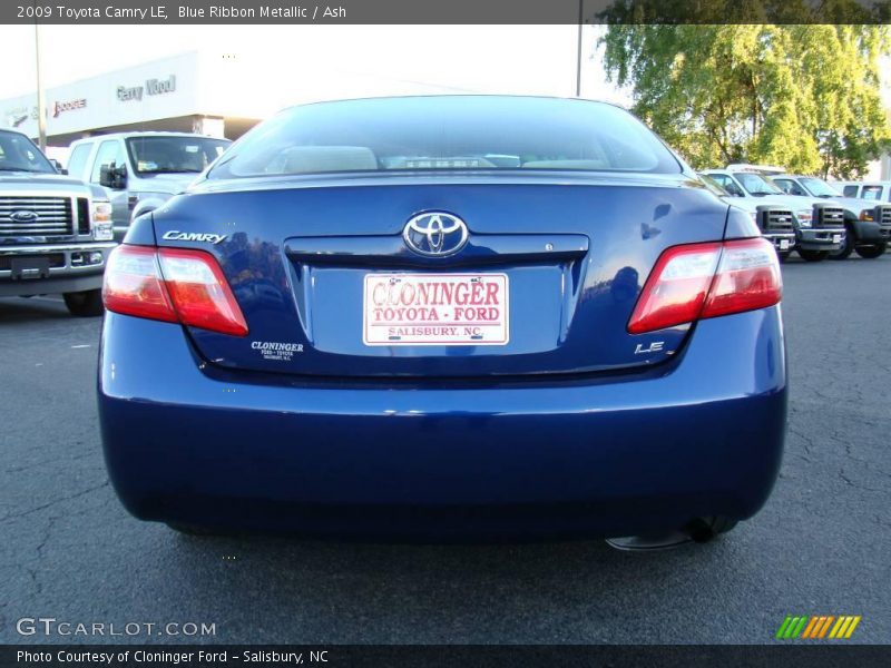 Blue Ribbon Metallic / Ash 2009 Toyota Camry LE