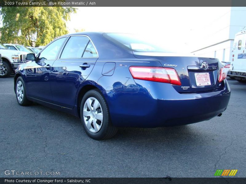 Blue Ribbon Metallic / Ash 2009 Toyota Camry LE