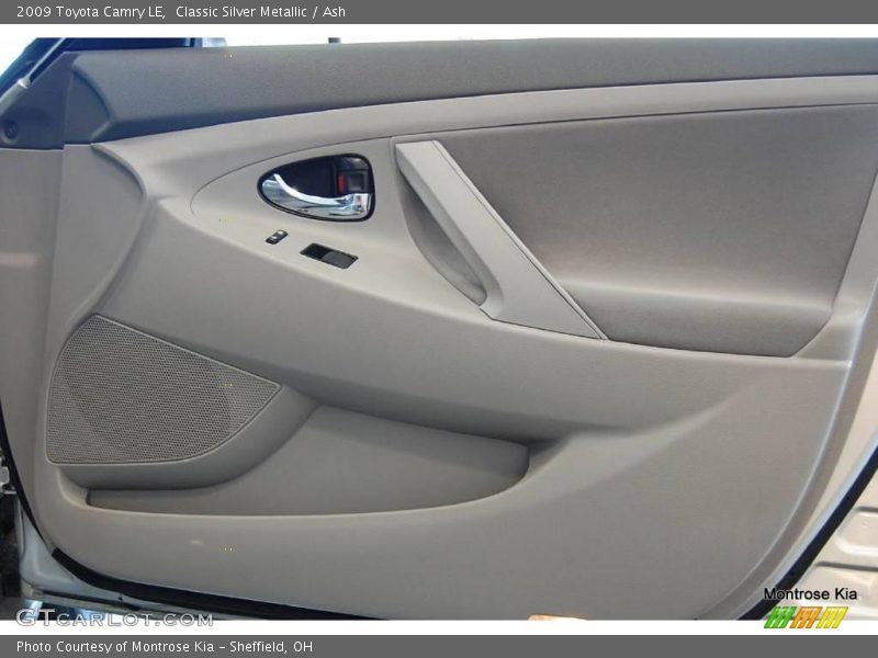 Classic Silver Metallic / Ash 2009 Toyota Camry LE