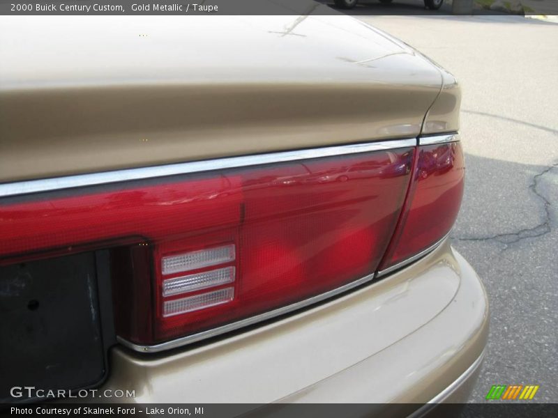 Gold Metallic / Taupe 2000 Buick Century Custom
