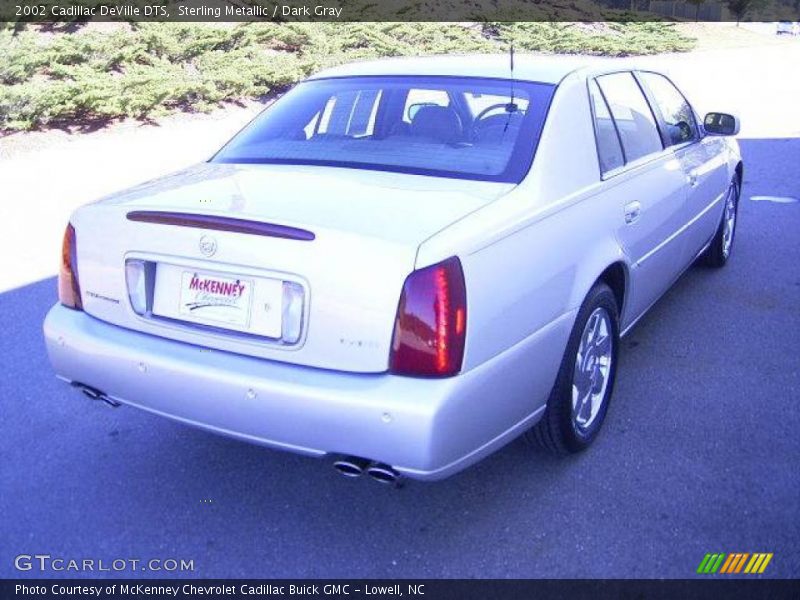 Sterling Metallic / Dark Gray 2002 Cadillac DeVille DTS