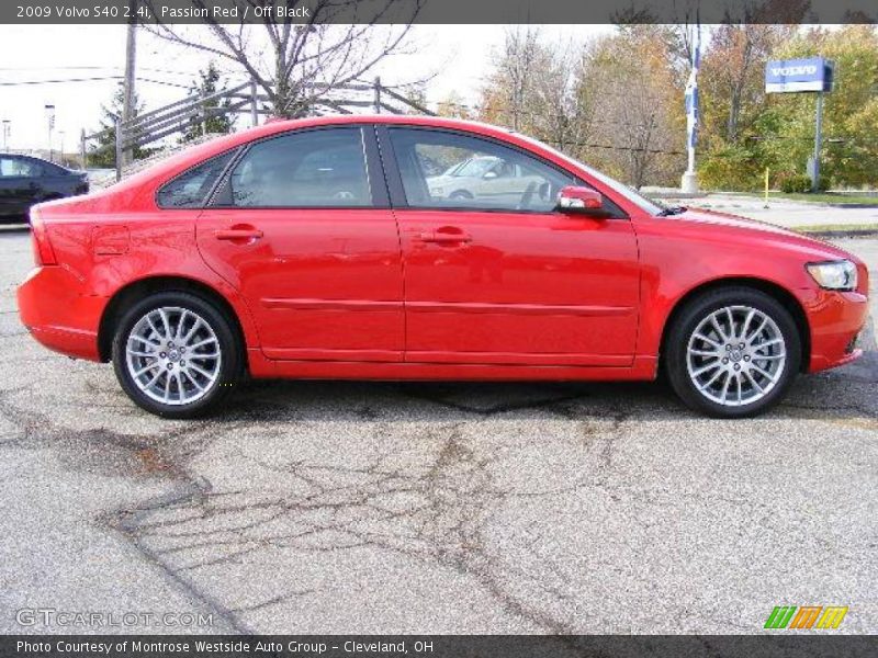 Passion Red / Off Black 2009 Volvo S40 2.4i