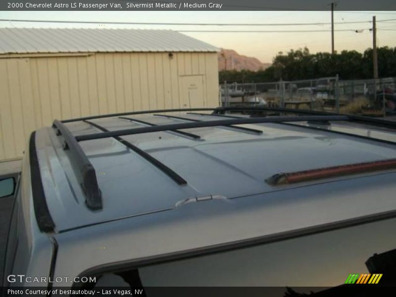 Silvermist Metallic / Medium Gray 2000 Chevrolet Astro LS Passenger Van