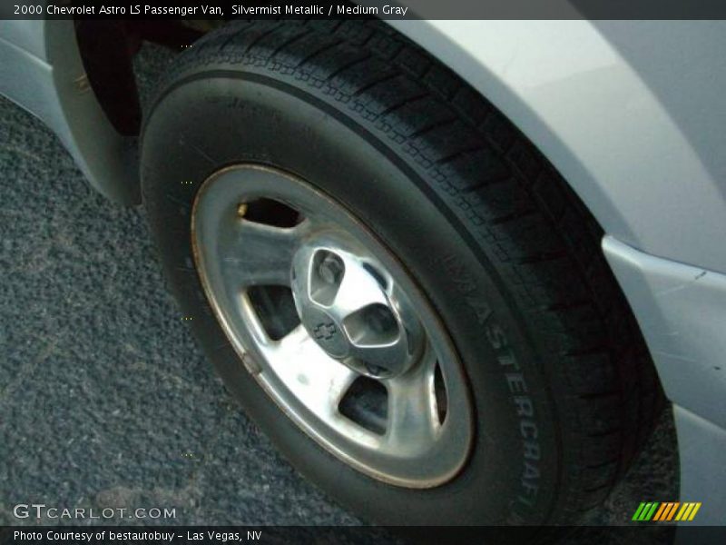 Silvermist Metallic / Medium Gray 2000 Chevrolet Astro LS Passenger Van