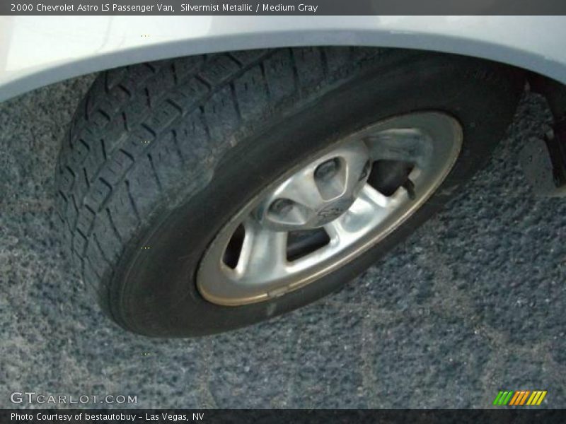 Silvermist Metallic / Medium Gray 2000 Chevrolet Astro LS Passenger Van