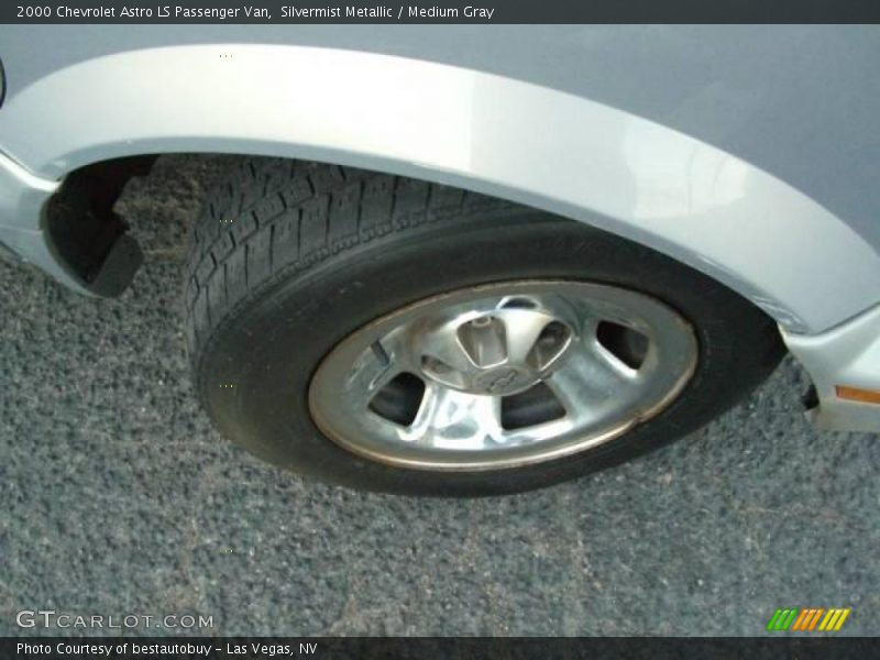 Silvermist Metallic / Medium Gray 2000 Chevrolet Astro LS Passenger Van