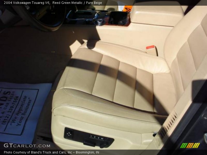 Reed Green Metallic / Pure Beige 2004 Volkswagen Touareg V6