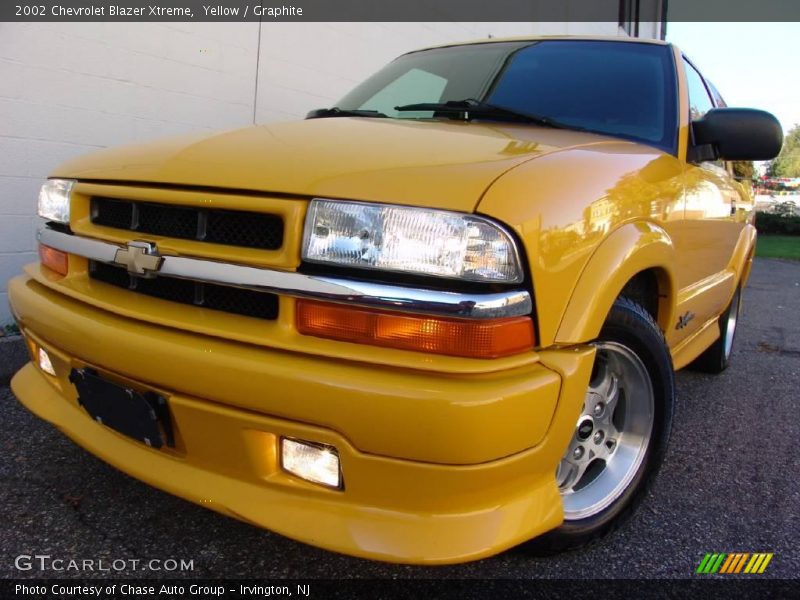Yellow / Graphite 2002 Chevrolet Blazer Xtreme
