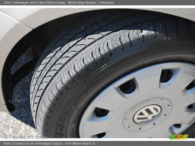 Wheat Beige Metallic / Anthracite 2005 Volkswagen Jetta Value Edition Sedan