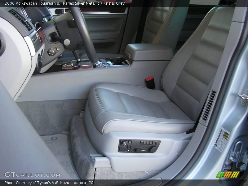 Reflex Silver Metallic / Kristal Grey 2006 Volkswagen Touareg V8