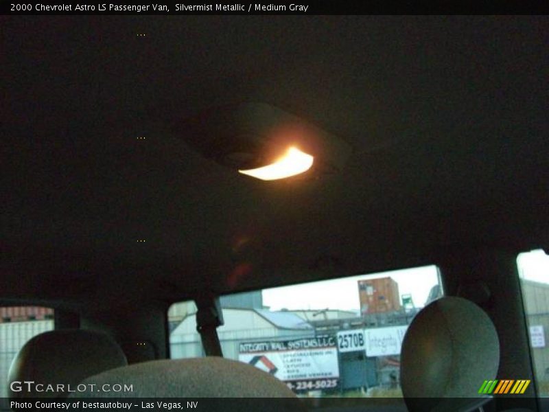 Silvermist Metallic / Medium Gray 2000 Chevrolet Astro LS Passenger Van